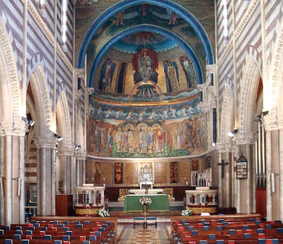 イタリア　セント・ポールズ教会